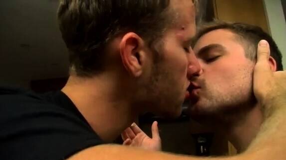 573px x 322px - Free gay anal rimming porn Newbie smoker Jake Parker joins x - Nvdvid.com