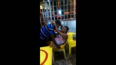 Andre pegou gay velho no boteco - nvdvid.com