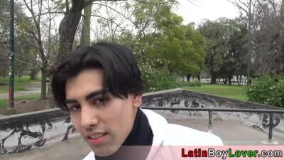 Amateur latin skater Leo accepting a strangers offer - boyfriendtv.com