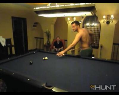 Gay USA 4Way Pool Table Suck Off - boyfriendtv.com - Usa