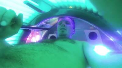 Selfsuck Solarium - boyfriendtv.com