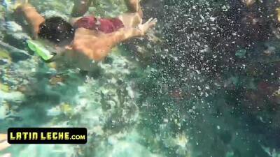 Snorkeling Turns To Hardcore Fucking - boyfriendtv.com