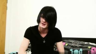 Emo 18 gay tube and emos boys naked with underarm hair - drtuber.com