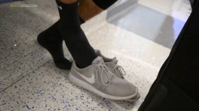 Latino Boy Airport Feet - boyfriendtv.com