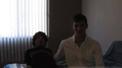 Download gratis video gay sex I'm at Aaron's dorm room as - drtuber.com