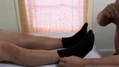 Gay sexy college guys feet movietures and sucking mans - drtuber.com