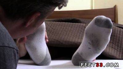 Boy feet naked and young gay foot sub stories Tommy Gets - drtuber.com