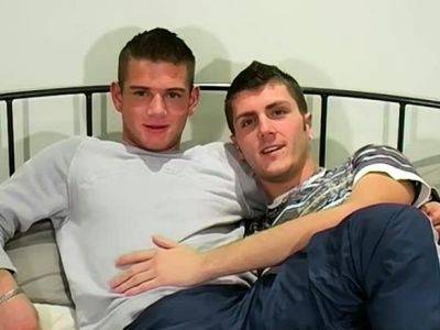 Naughty British gays Adam Jamieson and Aiden anal breed - drtuber.com - Britain